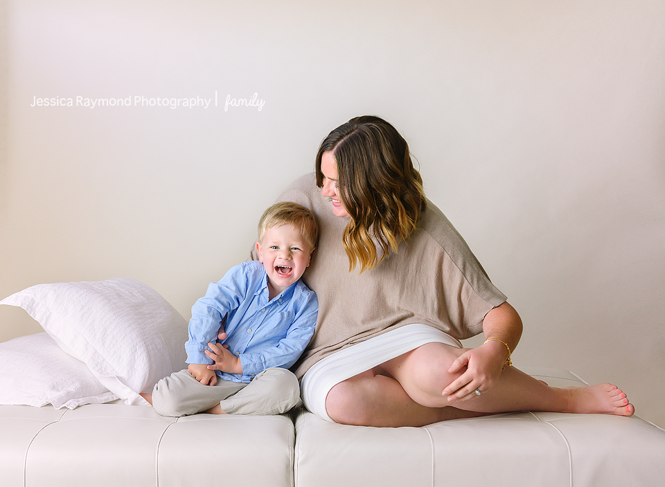 san marcos family photographer mommy me mini session mothers day photo shoot mommy me photo session studio session