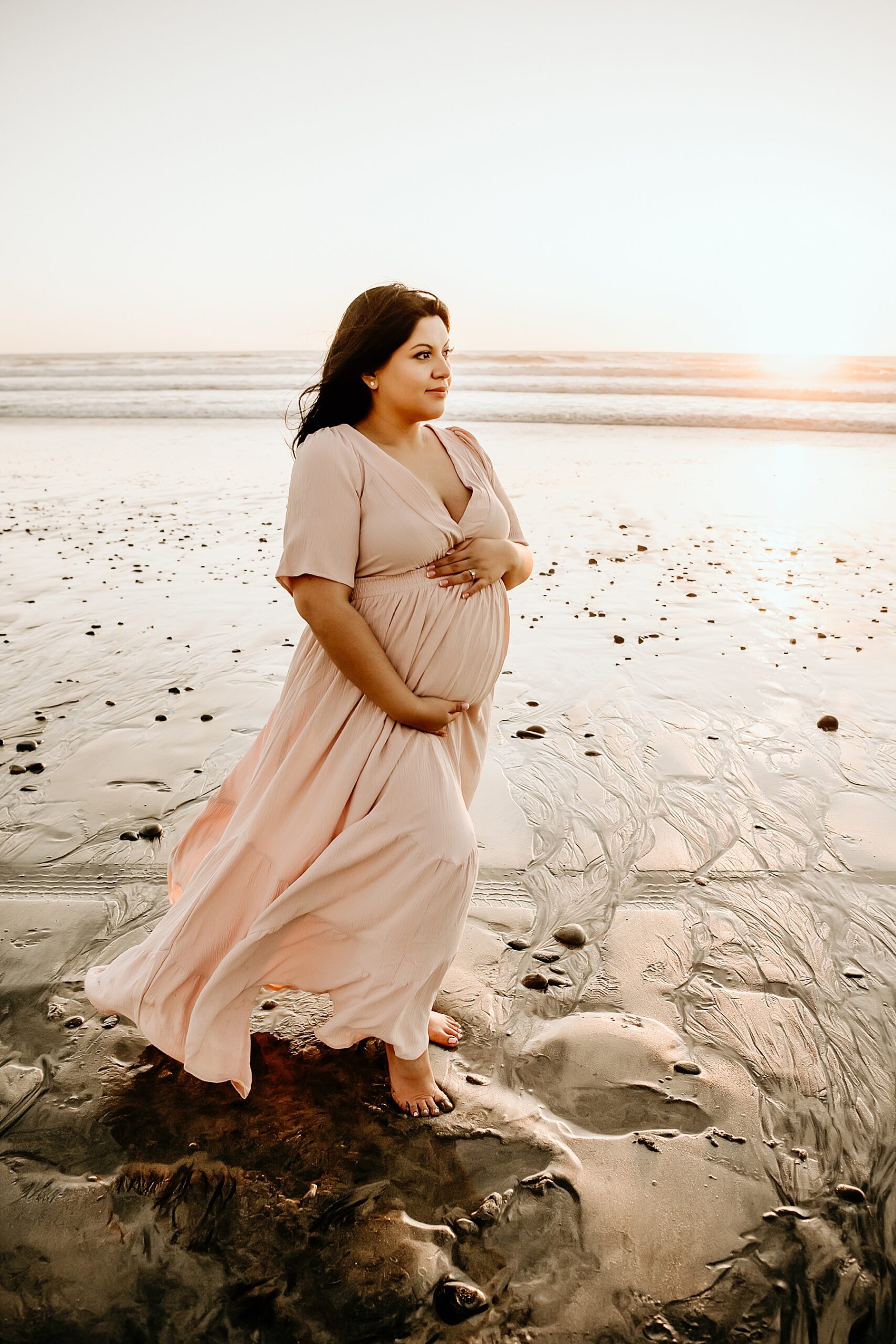 fall maternity dress beach